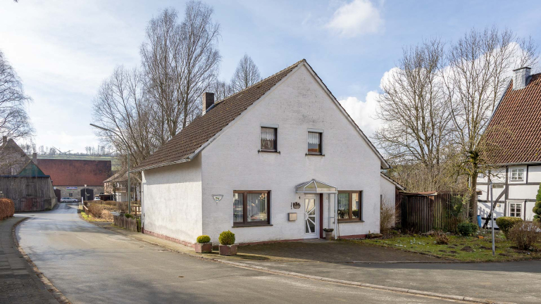 Thater Immobilien GmbH - Immobilienangebot - Lichtenau - Häuser - 5989 | Einfamilienhaus zu kaufen in 33165 Lichtenau