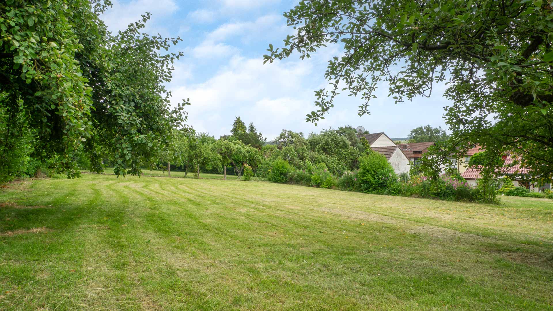 Thater Immobilien GmbH - Immobilienangebot - Lichtenau - Grundstücke - 6072 | Baugrundstück zu kaufen in 33165 Lichtenau | Husen