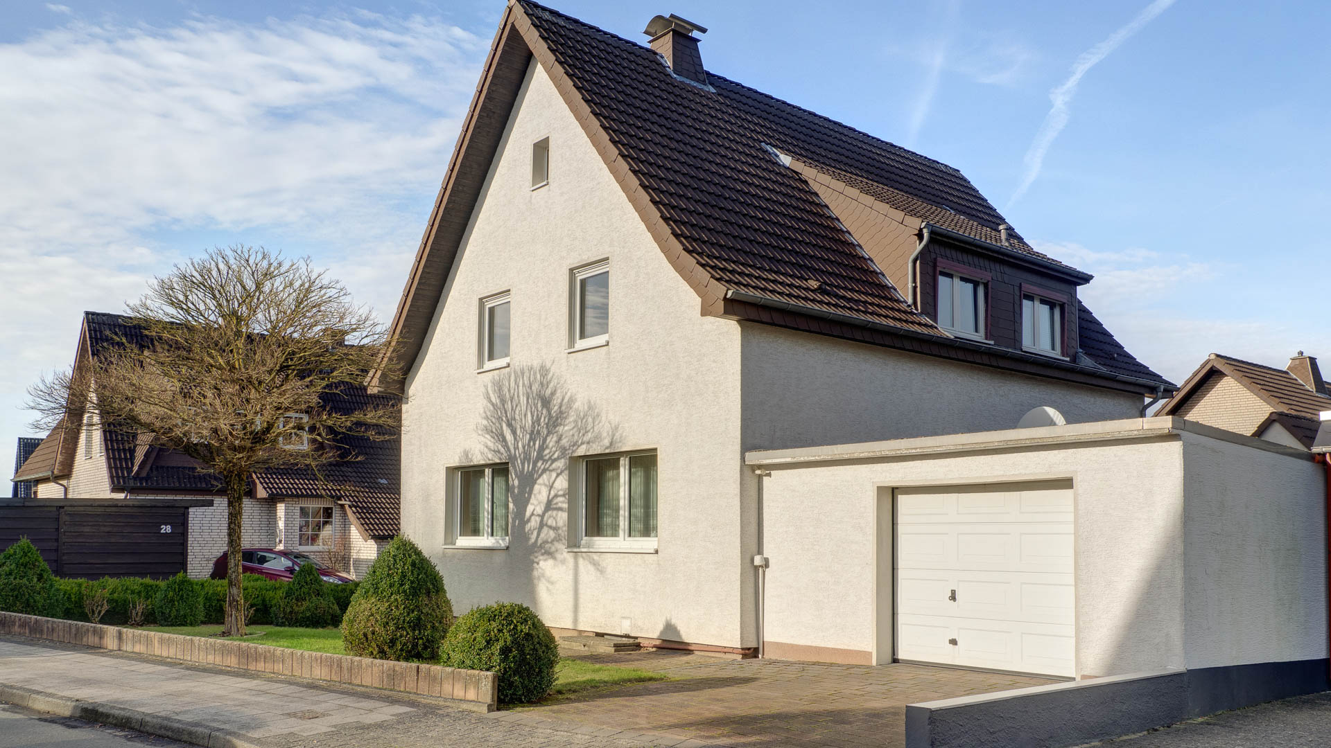 Thater Immobilien GmbH - Immobilienangebot - Borchen - Häuser - 6070 I Einfamilienhaus zu kaufen in 33178 Borchen