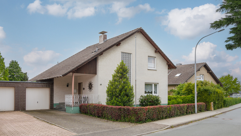Thater Immobilien GmbH - Immobilienangebot - Borchen - Häuser - 6260| Einfamilienhaus zu kaufen in 33178 Borchen