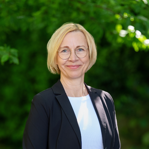 Anja_Knorr-Scholz_Marketing_thater IMMOBILIEN Anja_Knorr-Scholz_Marketing_thater IMMOBILIEN