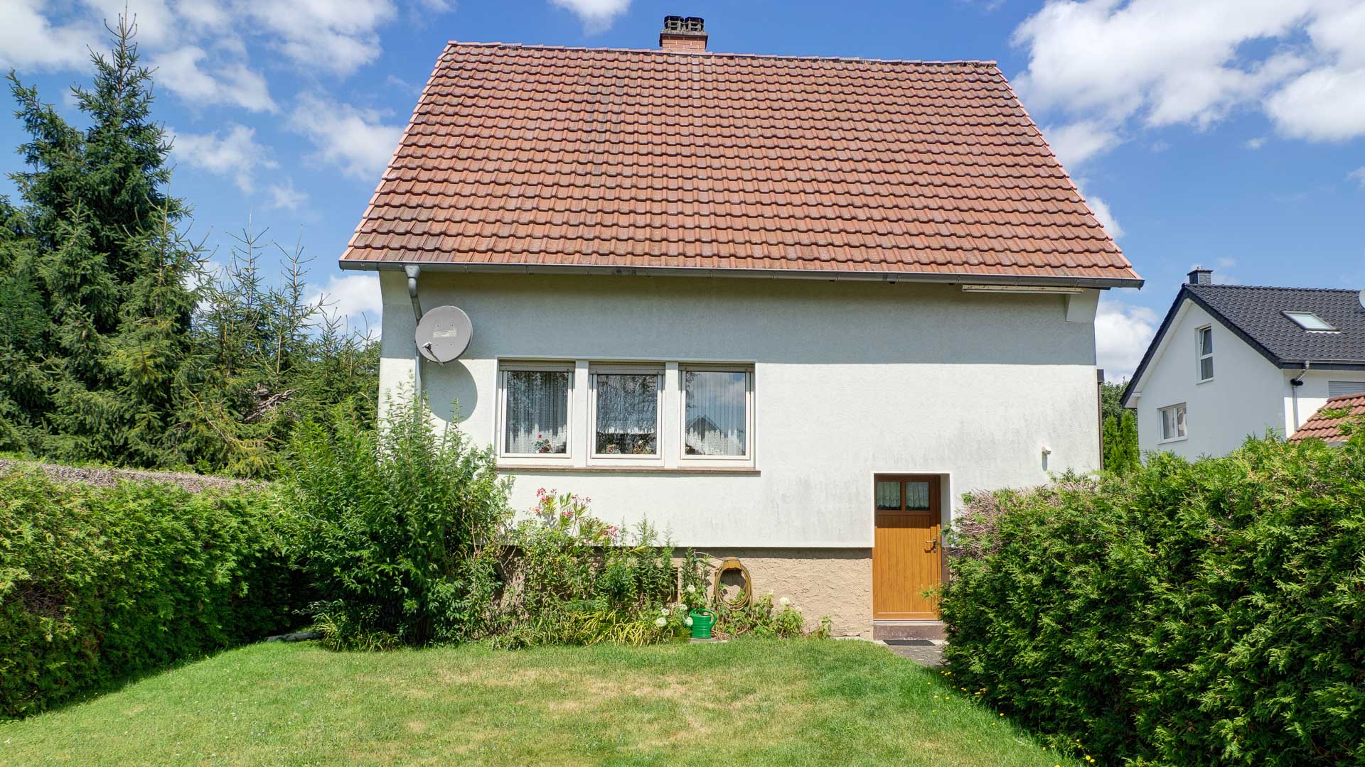 Thater Immobilien GmbH - Immobilienangebot - Paderborn - Häuser - 6253 | Einfamilienhaus in Schloß Neuhaus zu kaufen