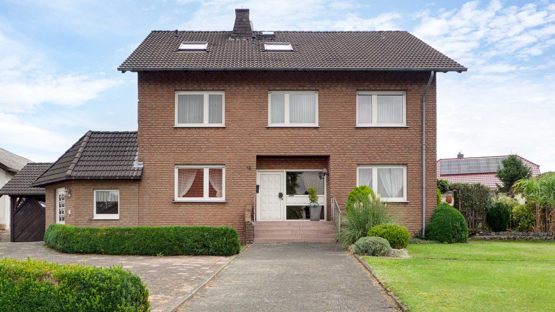 Thater Immobilien GmbH - Immobilienangebot - Altenbeken - Häuser - 6252 I Einfamilienhaus zu kaufen in 33184 Altenbeken