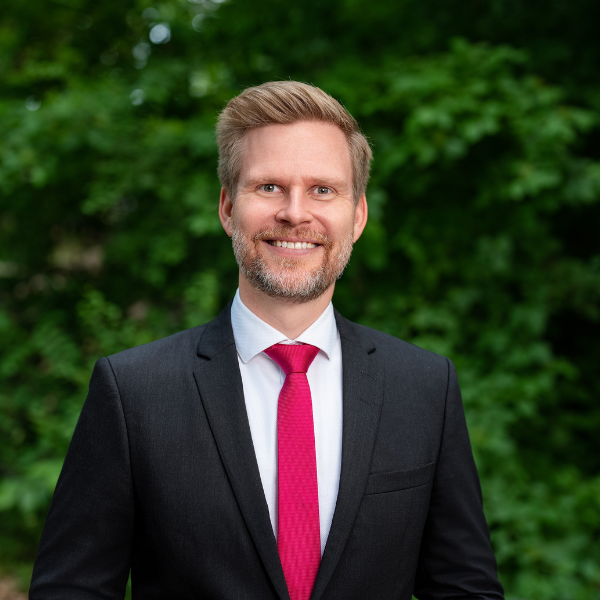 Patrick_Silaff_Geschäftsführer_Gütersloh_thater IMMOBILIEN Patrick_Silaff_Geschäftsführer_Gütersloh_thater IMMOBILIEN