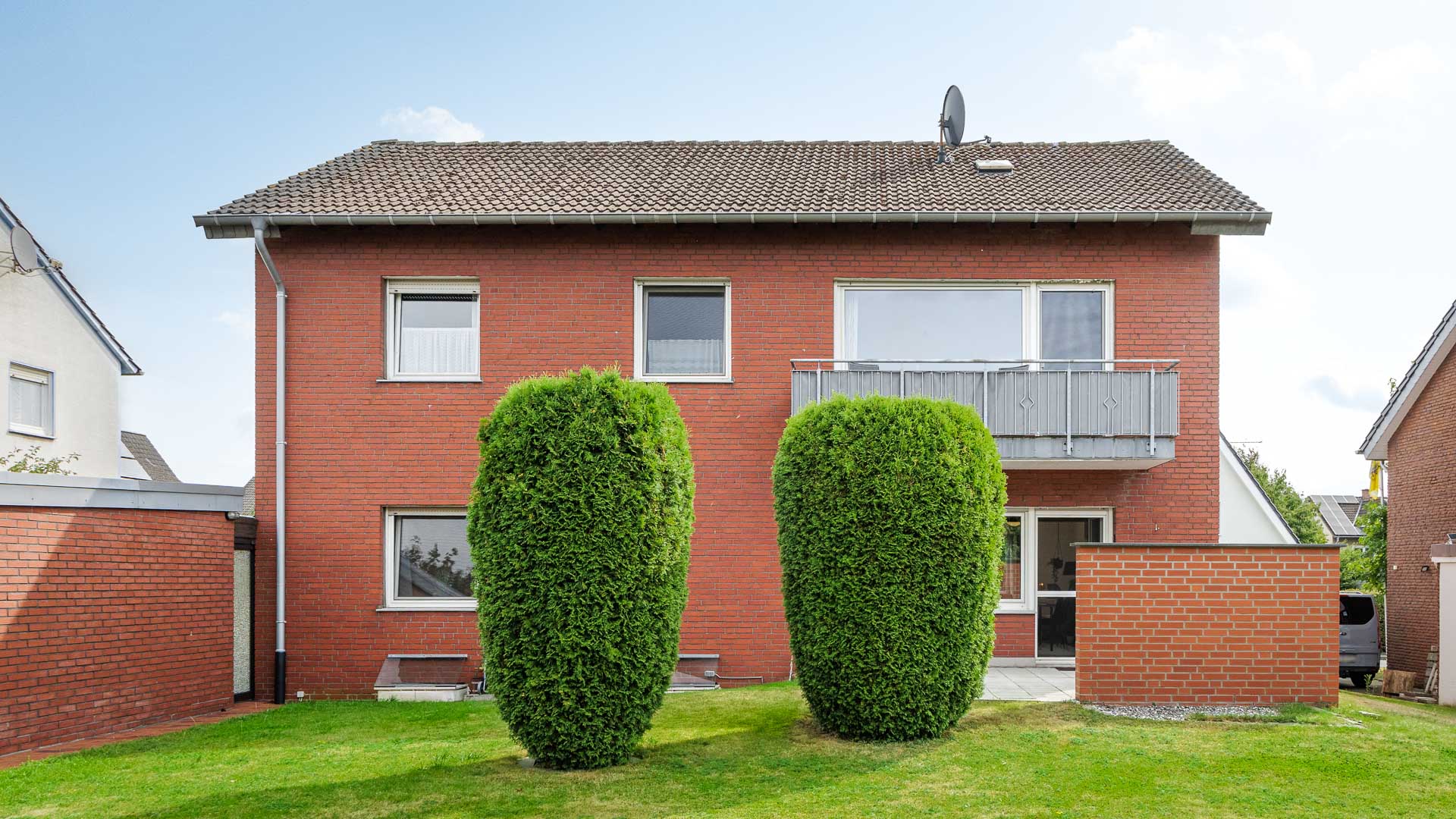 Thater Immobilien GmbH - Immobilienangebot - Langenberg - Häuser - 6305 | Zweifamilienhaus zu kaufen in 33449 Langenberg
