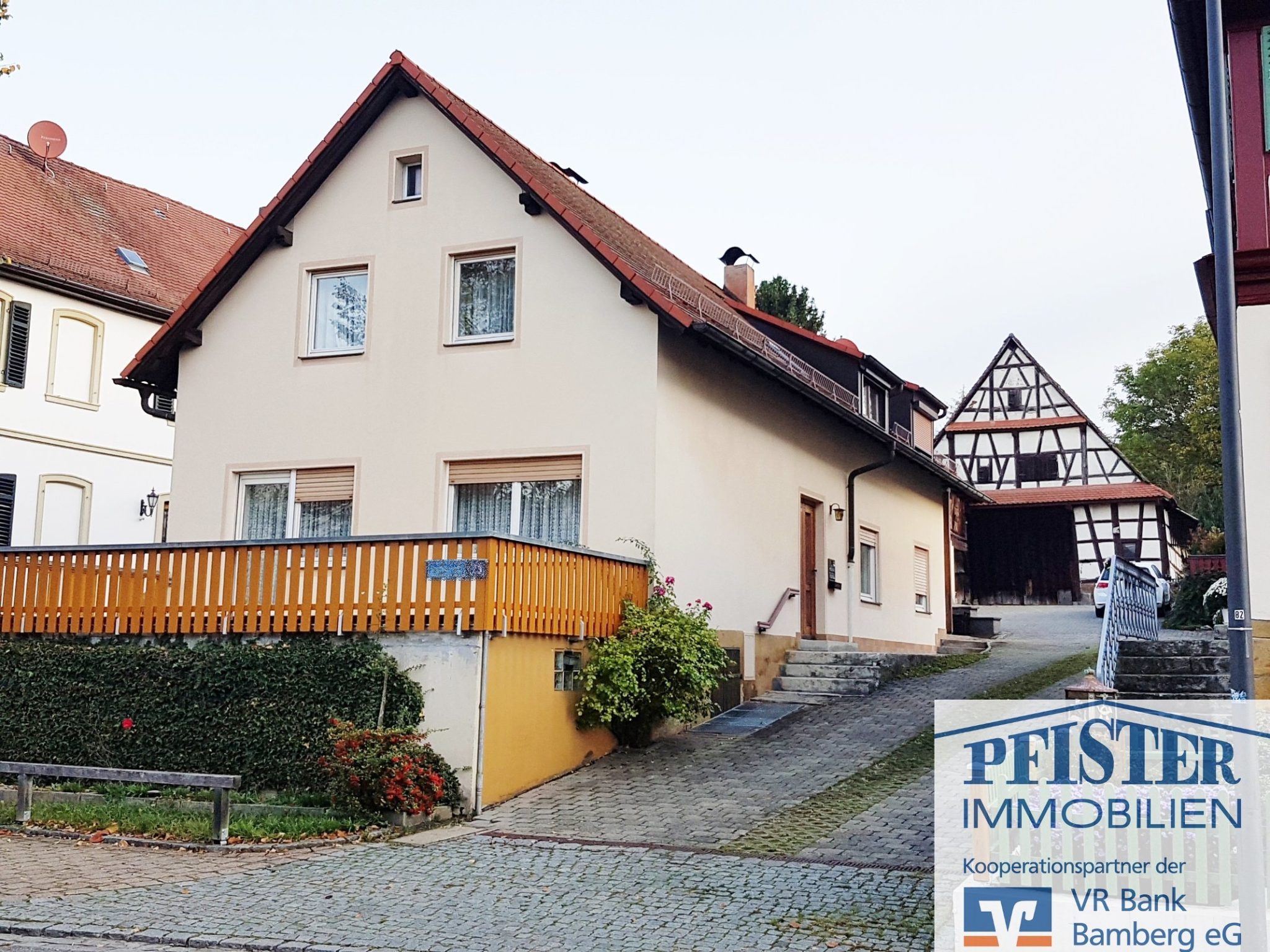 Immobilienangebot - Strullendorf - Alle - Ehemaliges Bauernhaus mit Nebengebäude und großer Scheune