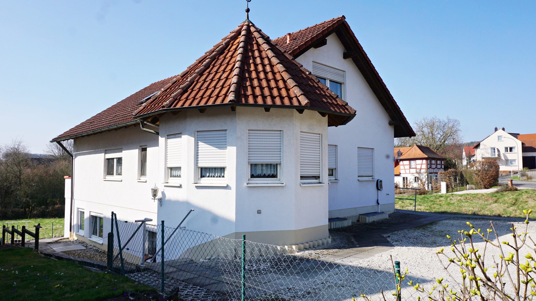 Immobilienangebot - Bamberg - Alle - Helle 2-Zimmer-Wohnung mit Terrasse und zwei Bädern in Wildensorg