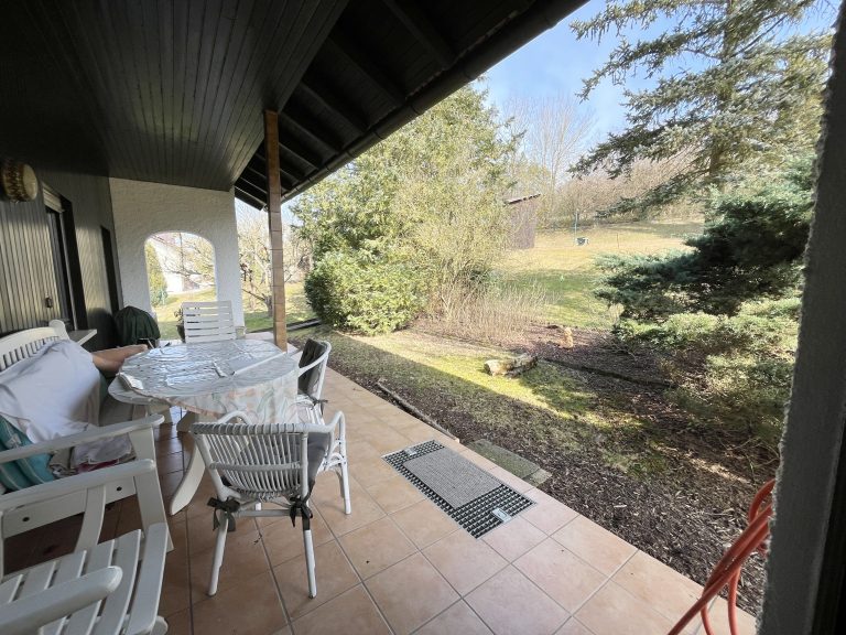 Immobilienangebot - Oberaurach - Alle - Großzügiges Einfamilienhaus mit Einliegerwohnung und Ausbaureserve in Oberaurach OT