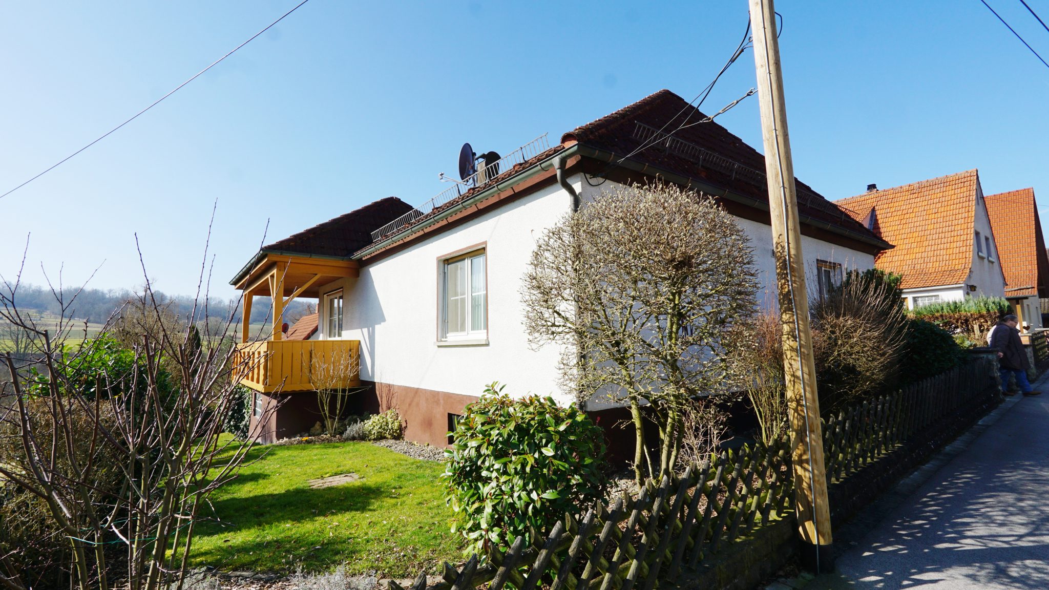 Immobilienangebot - Zapfendorf - Alle - Ihr Traum vom Eigenheim – Einfamilienhaus mit Potenzial in ruhiger Lage - Zapfendorf OT