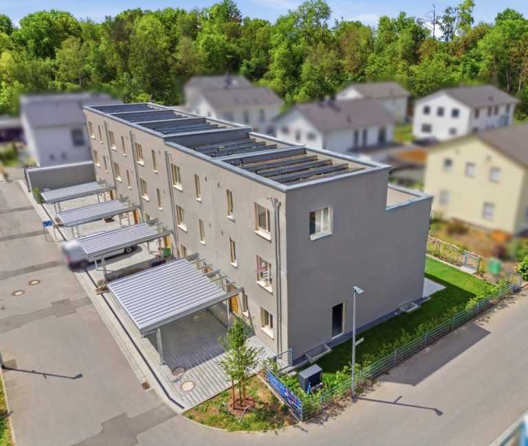 Immobilienangebot - Bamberg - Alle - Stilvoll wohnen in Bamberg – Modernes Neubau-Reihenhaus mit viel Platz