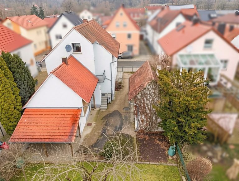 Immobilienangebot - Strullendorf - Alle - Zweifamilienhaus in Strullendorf - Kapitalanlage oder Eigennutzung