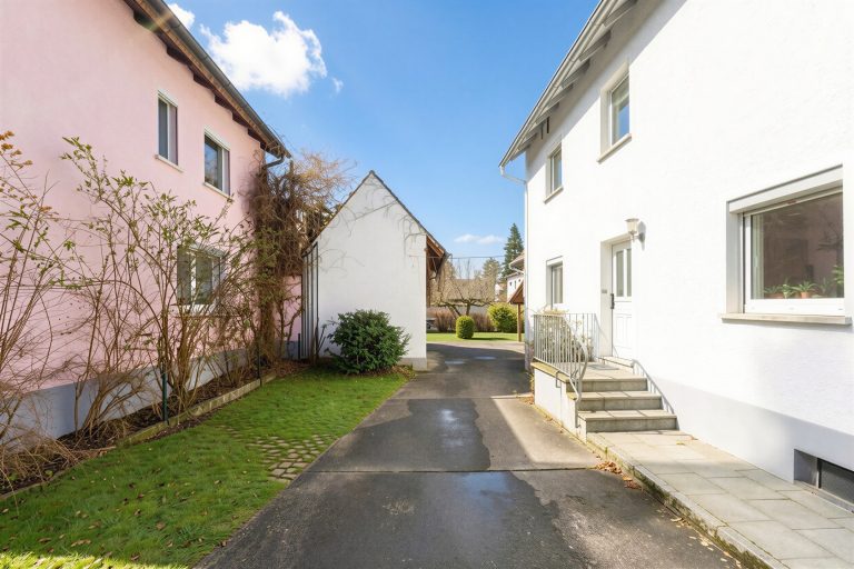 Immobilienangebot - Strullendorf - Alle - Zweifamilienhaus in Strullendorf - Kapitalanlage oder Eigennutzung
