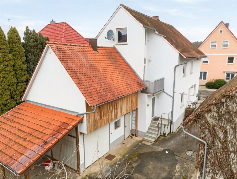 Immobilienangebot - Strullendorf - Alle - Zweifamilienhaus in Strullendorf - Kapitalanlage oder Eigennutzung