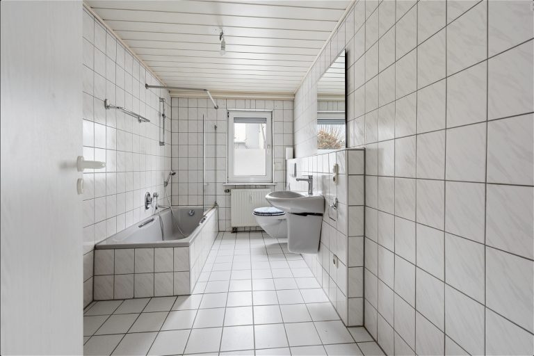 Immobilienangebot - Strullendorf - Alle - Zweifamilienhaus in Strullendorf - Kapitalanlage oder Eigennutzung