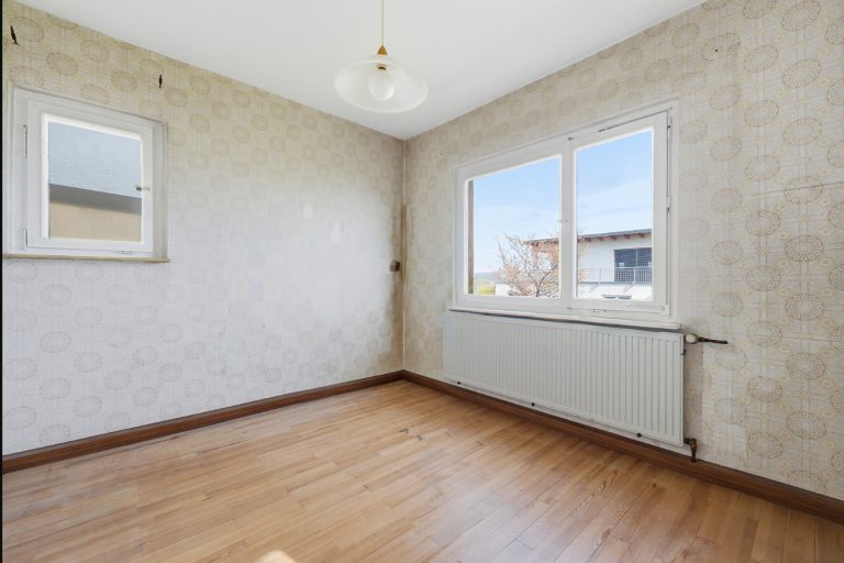 Immobilienangebot - Bischberg - Alle - Großzügiges Zweifamilienhaus in Bischberg