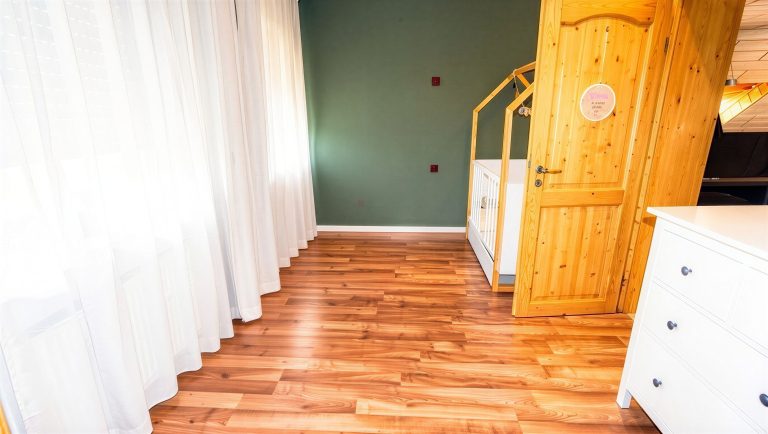 Immobilienangebot - Rattelsdorf - Alle - Gepflegtes Zweifamilienhaus in schöner Ortsrandlage von Rattelsdorf