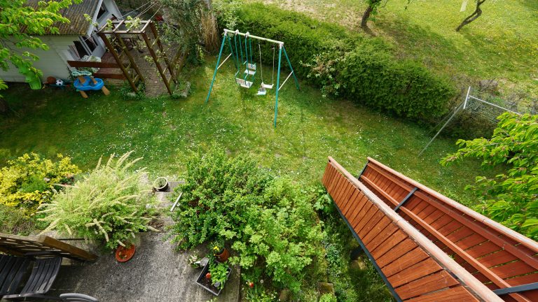 Immobilienangebot - Rattelsdorf - Alle - Gepflegtes Zweifamilienhaus in schöner Ortsrandlage von Rattelsdorf