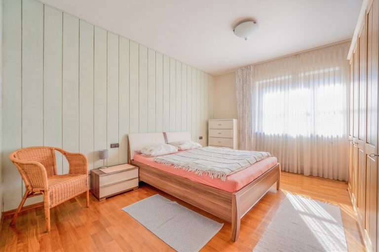 Immobilienangebot - Bamberg - Alle - Großzügiges Einfamilienhaus in begehrter Wohnlage von Bamberg – Nähe Klinikum