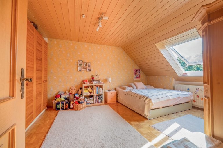 Immobilienangebot - Bamberg - Alle - Großzügiges Einfamilienhaus in begehrter Wohnlage von Bamberg – Nähe Klinikum