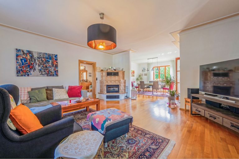 Immobilienangebot - Bamberg - Alle - Großzügiges Einfamilienhaus in begehrter Wohnlage von Bamberg – Nähe Klinikum