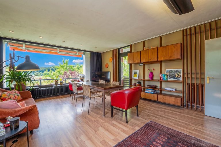 Immobilienangebot - Eltmann - Alle - Ein Ort für Visionen - Gebäudeensemble in traumhafter Lage unterhalb der Wallburg