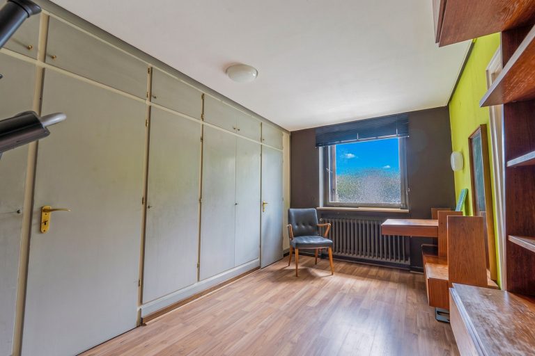 Immobilienangebot - Eltmann - Alle - Ein Ort für Visionen - Gebäudeensemble in traumhafter Lage unterhalb der Wallburg