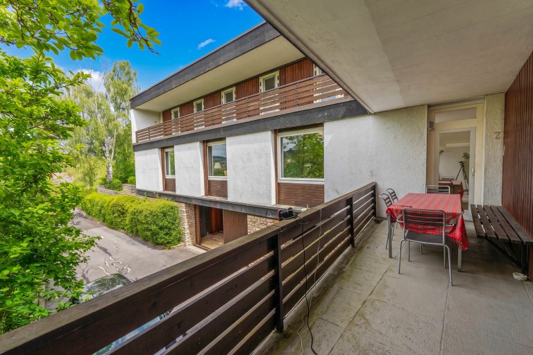 Immobilienangebot - Eltmann - Alle - Ein Ort für Visionen - Gebäudeensemble in traumhafter Lage unterhalb der Wallburg