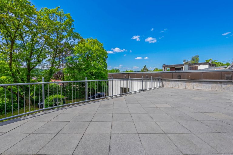 Immobilienangebot - Eltmann - Alle - Ein Ort für Visionen - Gebäudeensemble in traumhafter Lage unterhalb der Wallburg