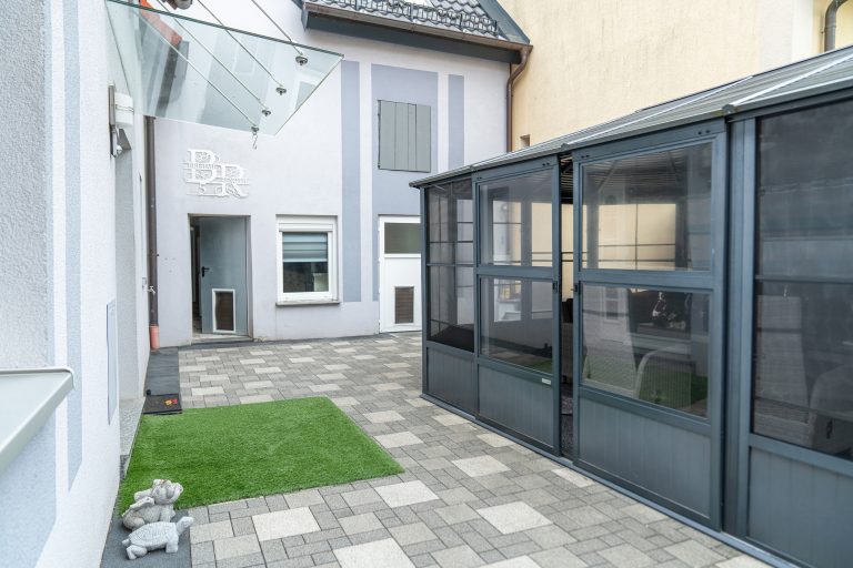 Immobilienangebot - Kemmern - Alle - Einfamilienhaus mit ausgebauter Scheune in schöner Randlage von Kemmern
