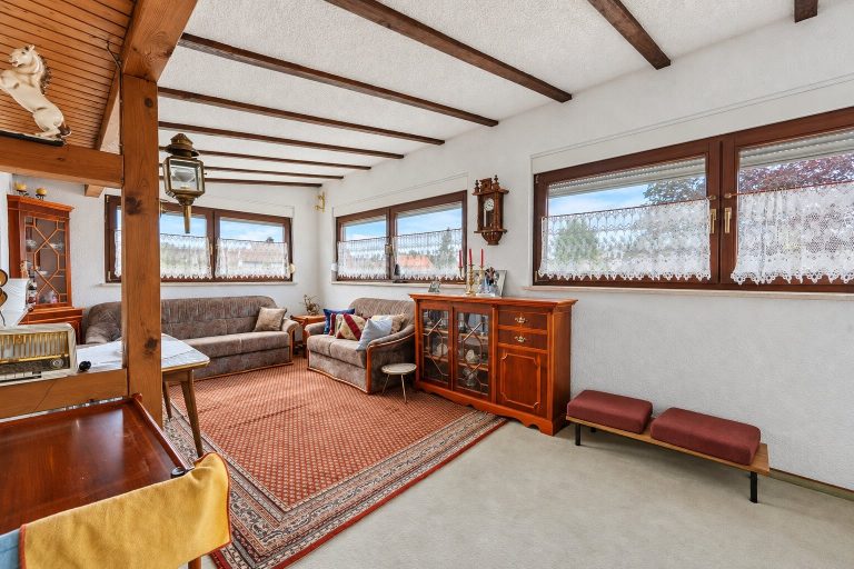 Immobilienangebot - Bamberg - Alle - Sanierungsbedürftige Doppelhaushälfte mit Garten in Bamberg-Gartenstadt - sofort bezugsfertig