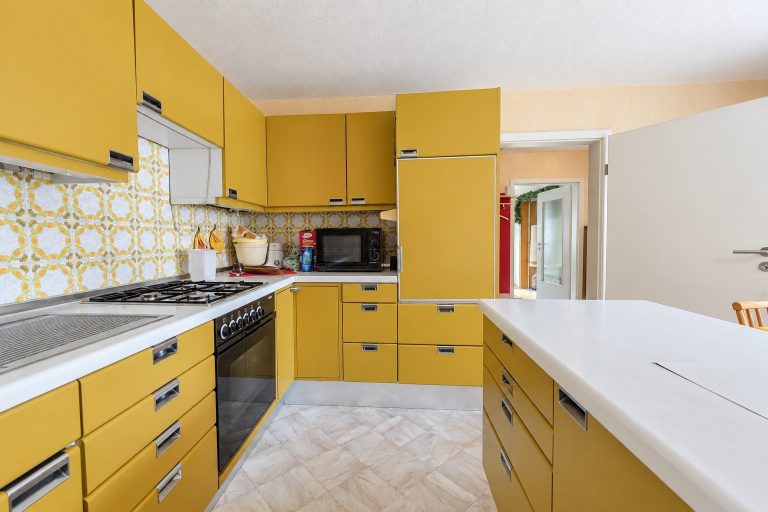 Immobilienangebot - Bamberg - Alle - Sanierungsbedürftige Doppelhaushälfte mit Garten in Bamberg-Gartenstadt - sofort bezugsfertig