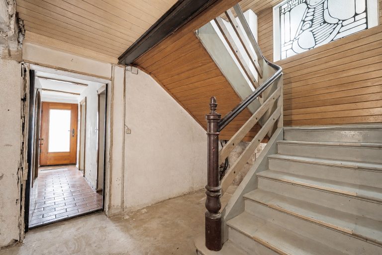 Immobilienangebot - Bamberg - Alle - Denkmalgeschütztes Reihenhaus am Kaulberg – sanierungsbedürftig und voller Gestaltungspotenzial