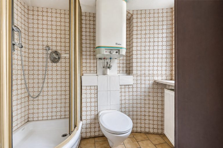 Immobilienangebot - Bamberg - Alle - Denkmalgeschütztes Reihenhaus am Kaulberg – sanierungsbedürftig und voller Gestaltungspotenzial