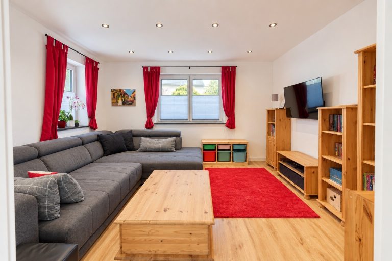 Immobilienangebot - Rattelsdorf - Alle - Einzugsbereit - saniertes Einfamilienhaus in Rattelsdorf OT Ebing