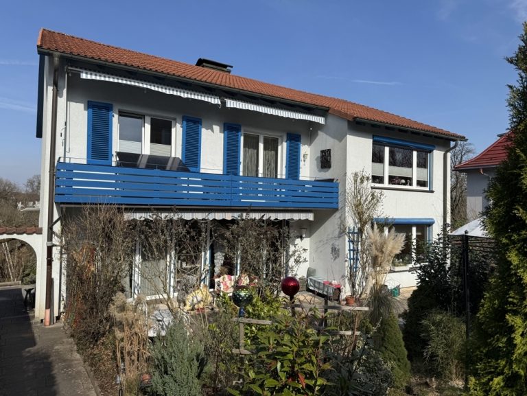 Immobilienangebot - Coburg - Alle - Sehr gepflegtes, vermietetes Zweifamilienhaus in Coburg