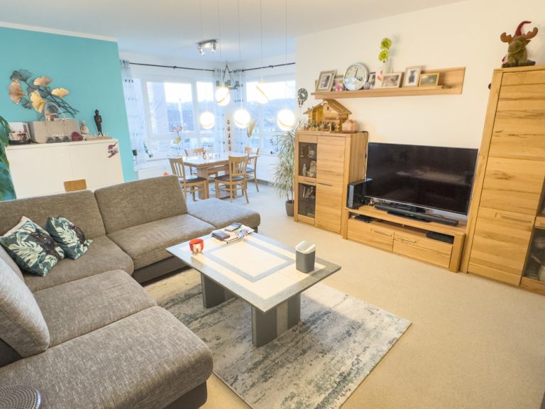 Immobilienangebot - Coburg - Alle - Attraktive, barrierefreie 2-Zimmer-Wohnung mit EBK, Balkon, Aufzug und TG-Stellplatz