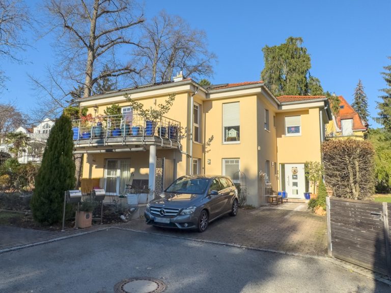 Immobilienangebot - Fürth - Alle - Moderne Erdgeschosswohnung mit Garten, Terrasse und idealer Raumaufteilung für Jung und Alt