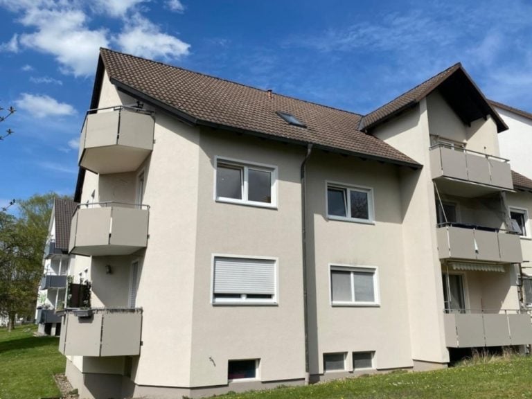 Immobilienangebot - Lautertal - Alle - Gepflegte 2-Zimmer-Eigentumswohnung mit Stellplatz in Oberlauter