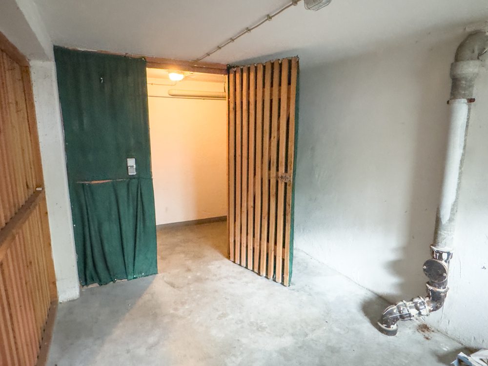 Immobilienangebot - Coburg - Alle - Renovierte 2,5-Zimmer-Wohnung mit verglastem Balkon und Stellplatz in Coburg