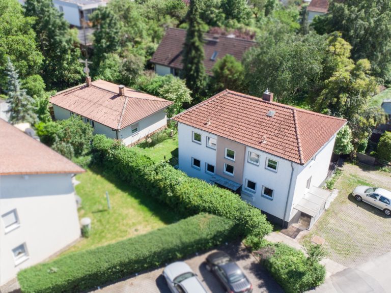 Immobilienangebot - Coburg - Alle - Kapitalanlage mit Potenzial: Mehrfamilienhaus mit 4 Wohneinheiten und zusätzlichem Bungalow