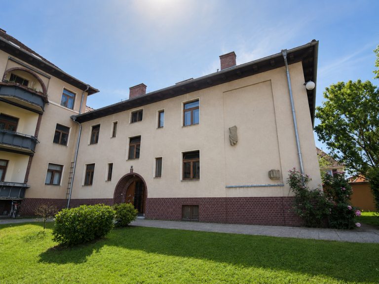 Immobilienangebot - Coburg - Alle - Großzügige 3,5-Zimmer-Wohnung mit Loggia in zentrumsnaher Lage