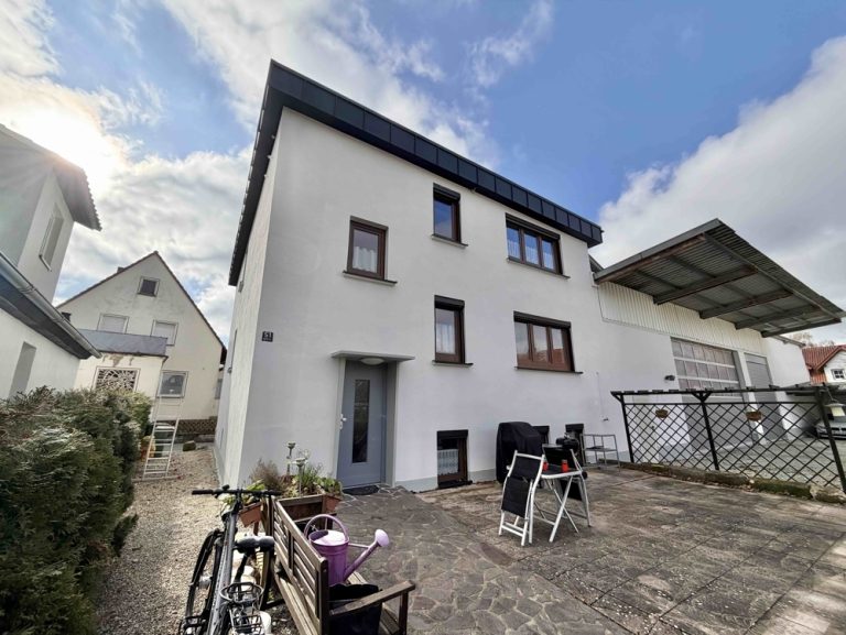 Immobilienangebot - Lichtenfels / Kösten - Alle - Ruhig gelegenes Einfamilienhaus im beliebten Ortsteil Kösten