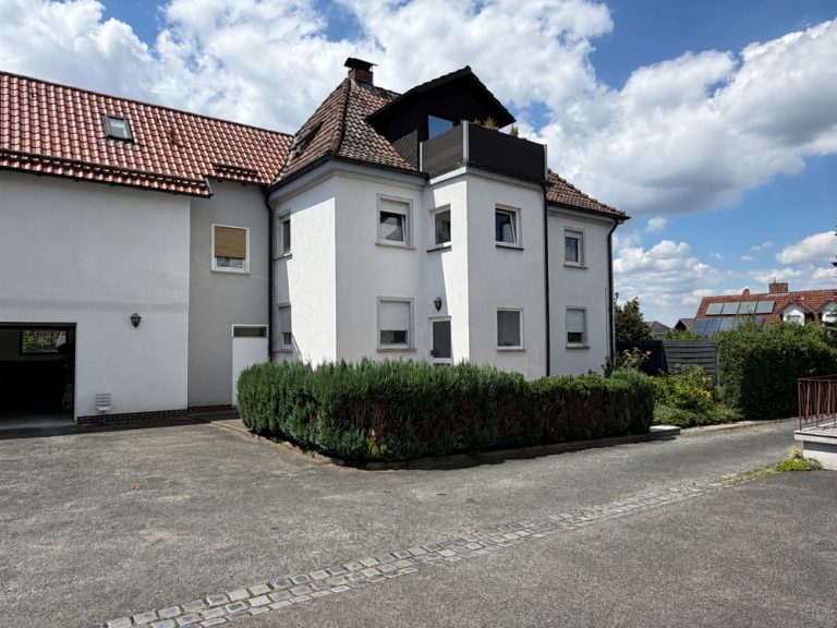 Immobilienangebot - Coburg - Alle - Gut geschnittene 3-Zimmerwohnung in Coburg OT Scheuerfeld