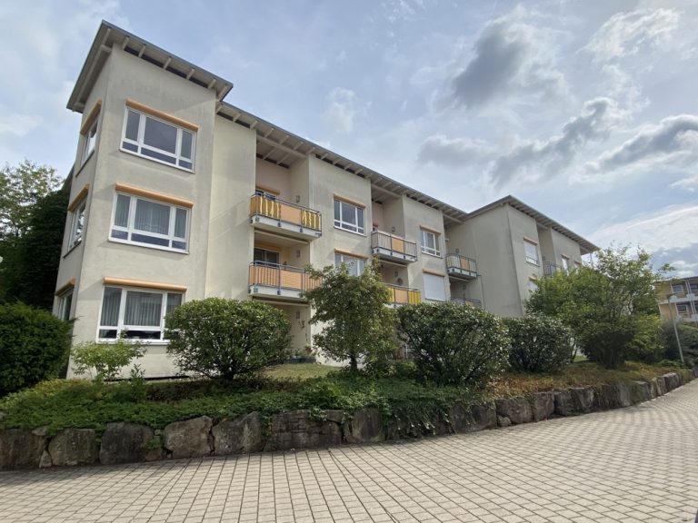 Immobilienangebot - Coburg - Alle - Seniorengerechte & barrierefreie 2-Zimmer Wohnung mit Balkon Nähe Klinikum Coburg