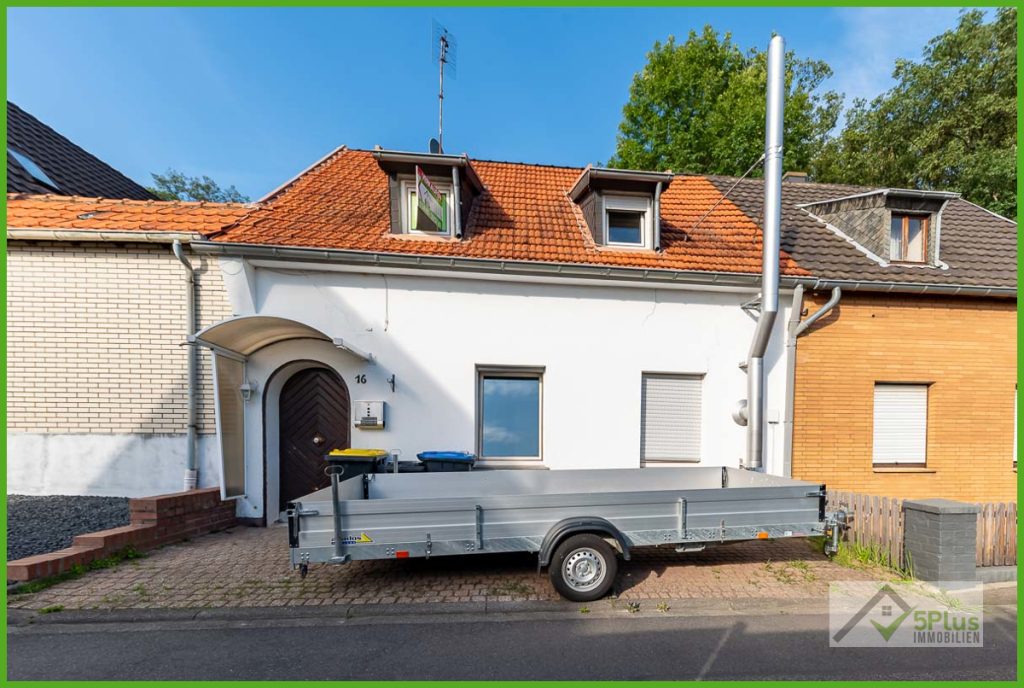 Immobilienangebot - Linnich / Welz - Alle - ++ 5PLUS + HANDWERKER AUFGEPASST + SANIERUNGSBEDÜRFTIGES REIHENHAUS IN LINNICH-WELZ ++
