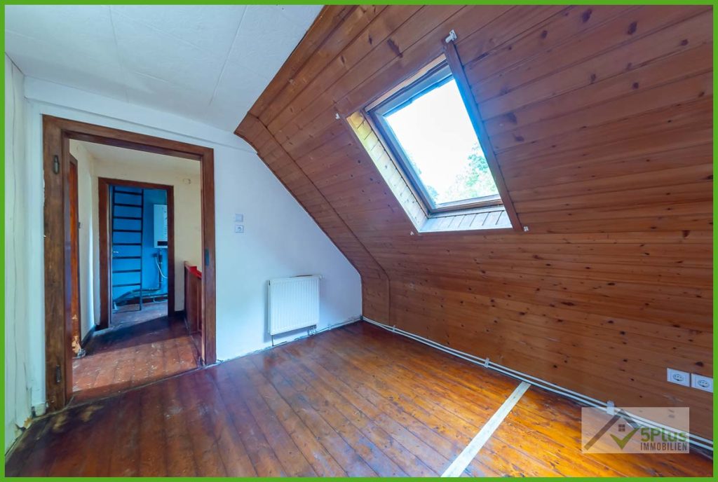 Immobilienangebot - Linnich / Welz - Alle - ++ 5PLUS + HANDWERKER AUFGEPASST + SANIERUNGSBEDÜRFTIGES REIHENHAUS IN LINNICH-WELZ ++