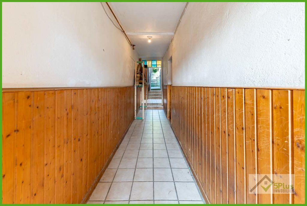 Immobilienangebot - Linnich / Welz - Alle - ++ 5PLUS + HANDWERKER AUFGEPASST + SANIERUNGSBEDÜRFTIGES REIHENHAUS IN LINNICH-WELZ ++