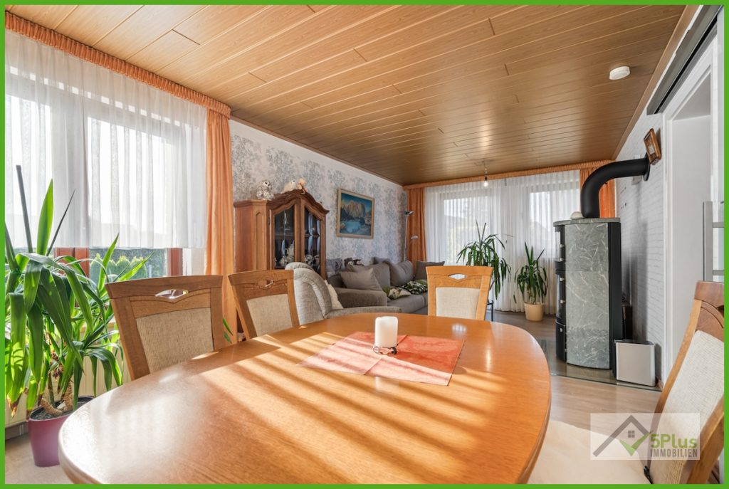 Immobilienangebot - Düren / Birgel - Alle - + 5PLUS + WOHNEN IM GRÜNEN : GEPFLEGTES HAUS MIT WEITLÄUFIGEM GRUNDSTÜCK IN DÜREN- BIRGEL+++