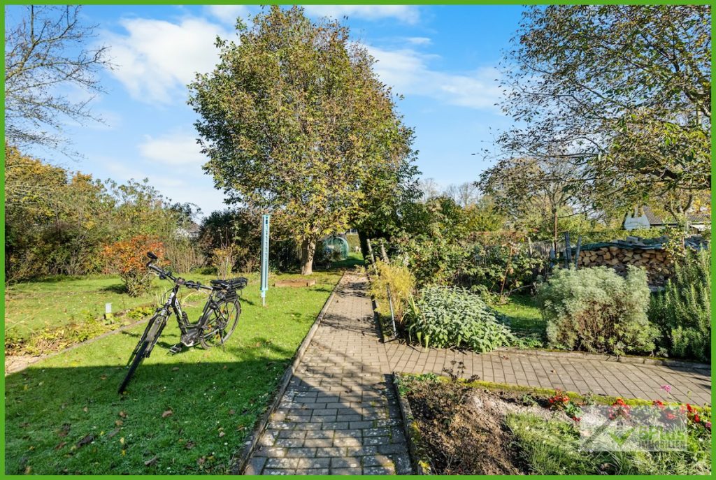 Immobilienangebot - Düren / Birgel - Alle - + 5PLUS + WOHNEN IM GRÜNEN : GEPFLEGTES HAUS MIT WEITLÄUFIGEM GRUNDSTÜCK IN DÜREN- BIRGEL+++