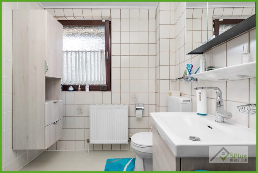 Immobilienangebot - Düren / Birgel - Alle - + 5PLUS + WOHNEN IM GRÜNEN : GEPFLEGTES HAUS MIT WEITLÄUFIGEM GRUNDSTÜCK IN DÜREN- BIRGEL+++